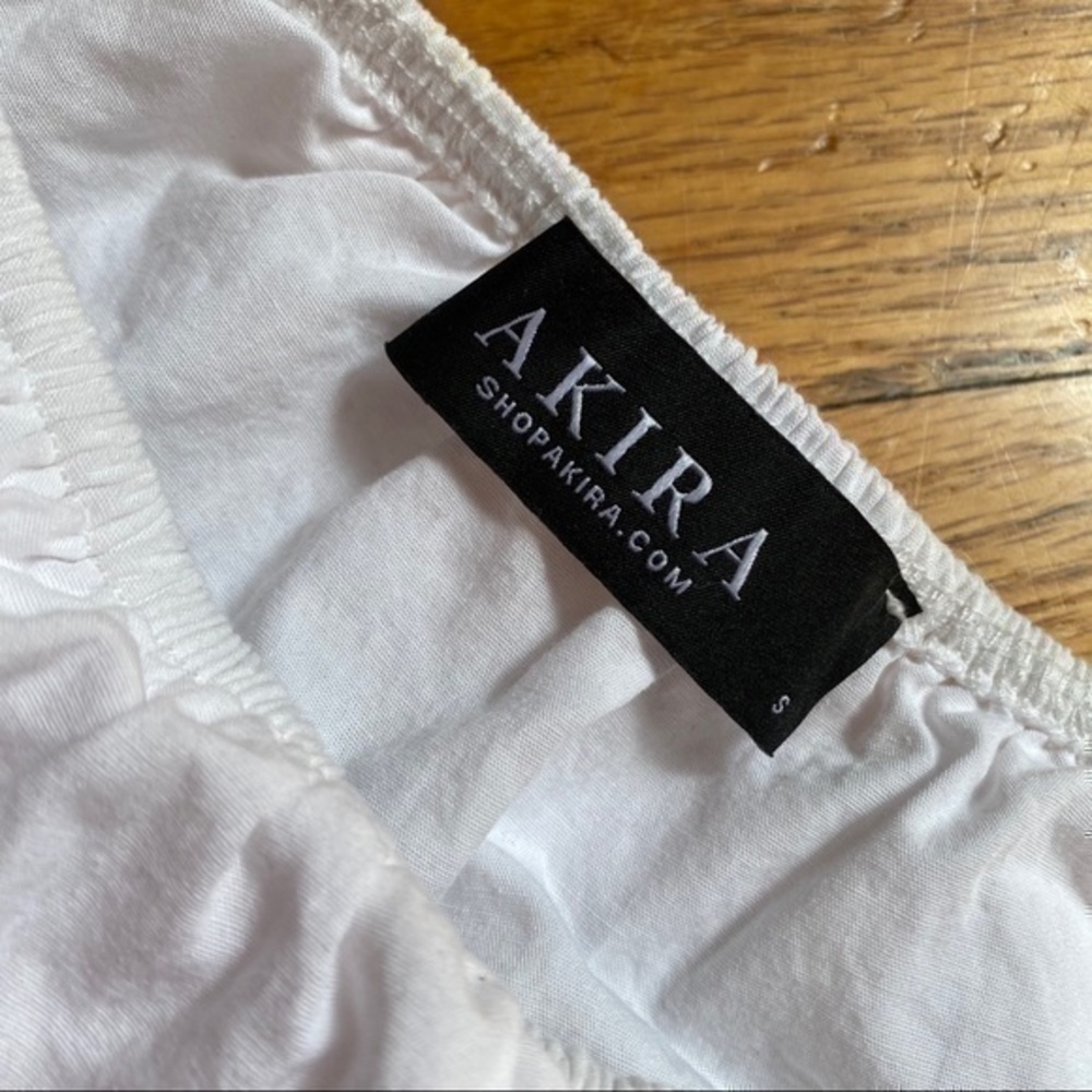 AKIRA Classic White Crop Top